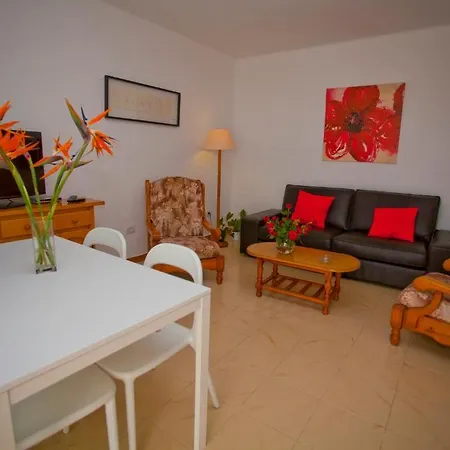 Complejo Turistico Reyes 3*